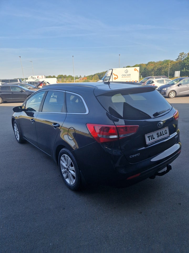 Kia Ceed 1,6 CRDi 110 Style+ Clim SW 5d