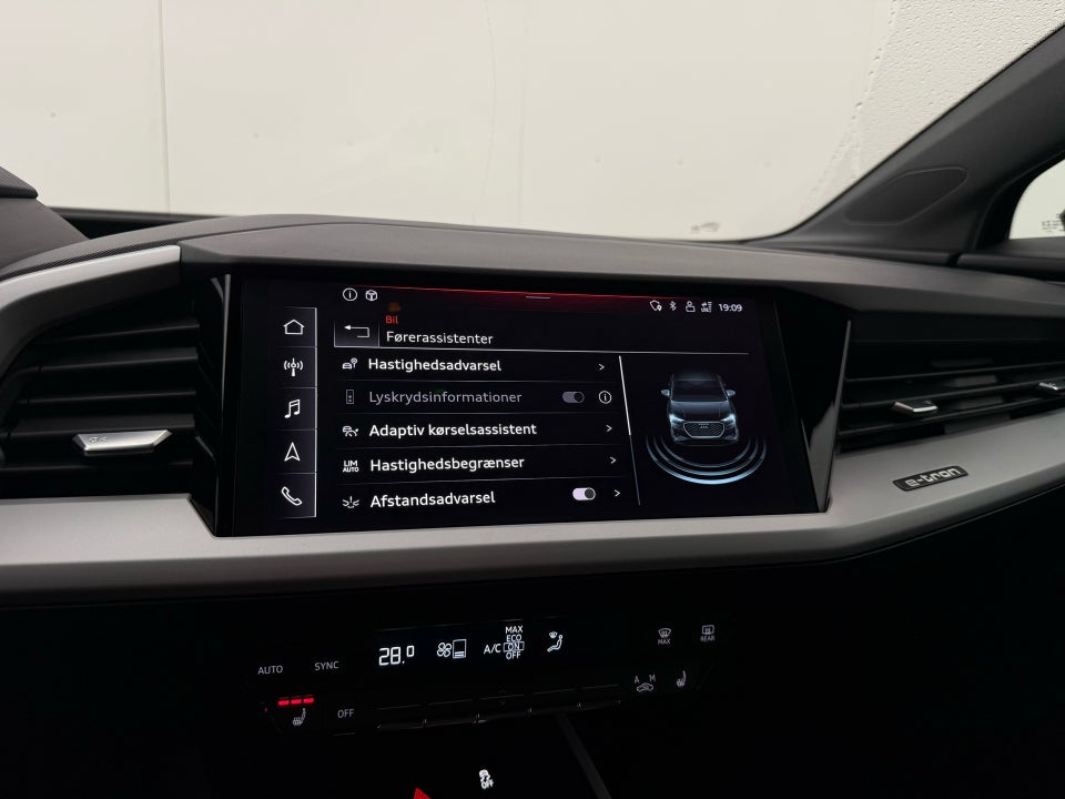 Audi Q4 e-tron 35 S-line Sportback 5d