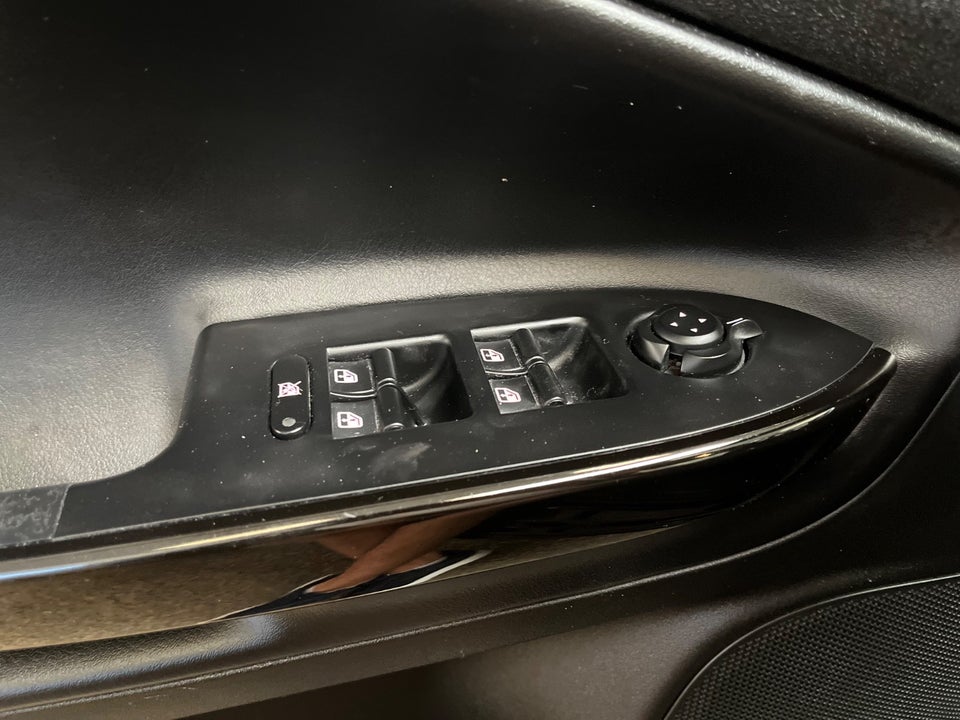 Alfa Romeo Giulietta 1,4 Turbo 120 Distinctive 5d