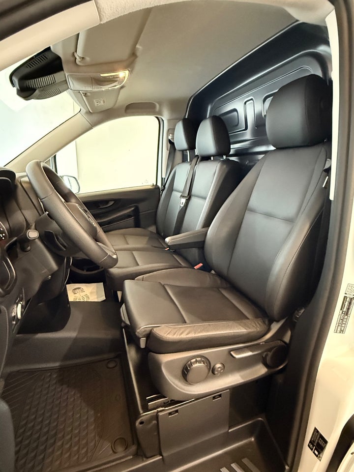 Mercedes Vito 114 2,0 CDi A2 Kassevogn PRO aut. RWD