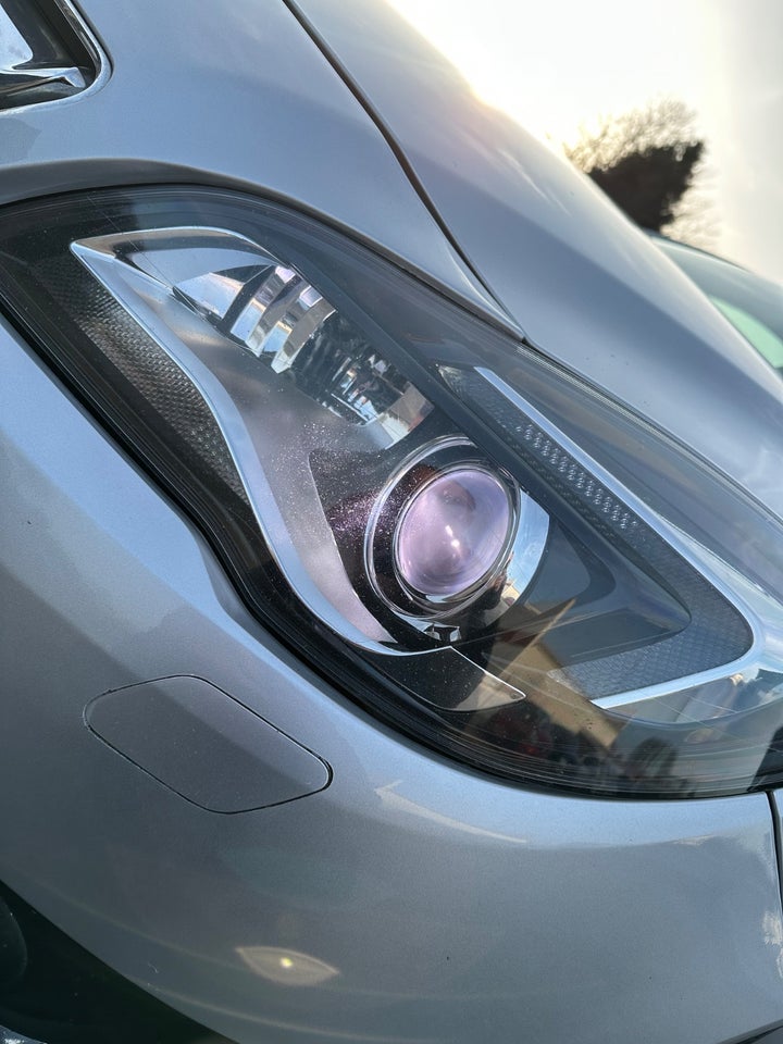 Opel Insignia 1,6 CDTi 136 Edition 5d