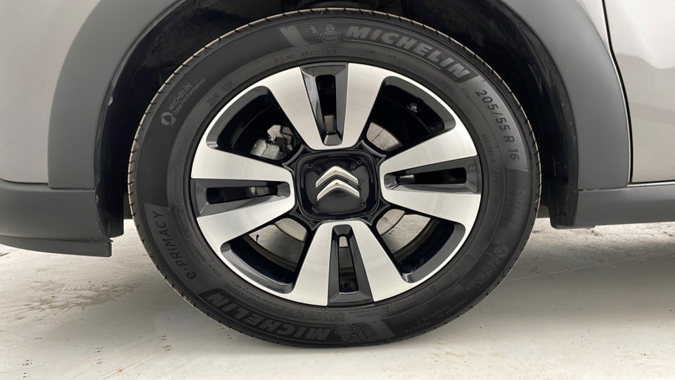 Citroën C3 1,2 PureTech 83 Shine 5d