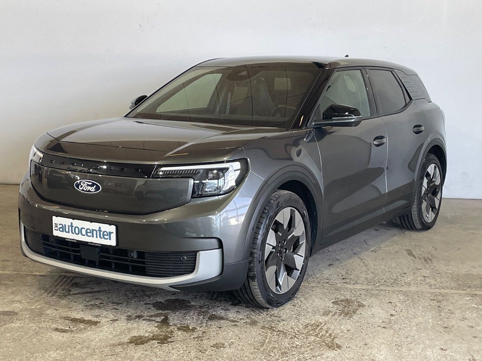 Ford Explorer 82 Premium Extended Range 5d