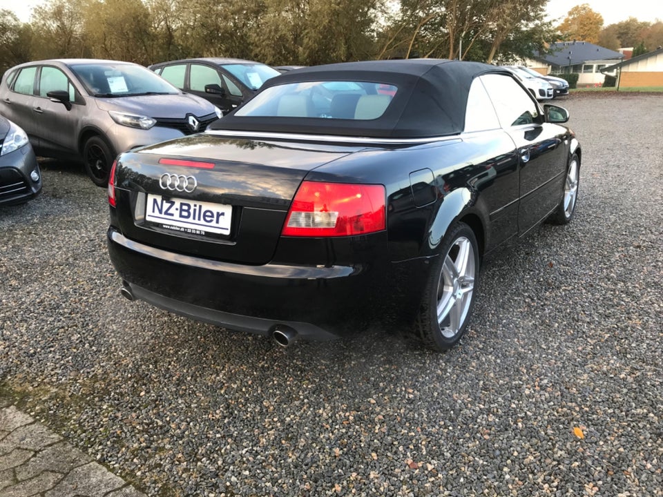 Audi A4 3,0 V6 Cabriolet Multitr. 2d