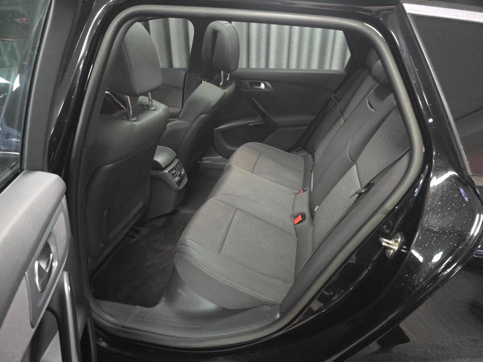 Peugeot 508 1,6 HDi 114 Active SW 5d