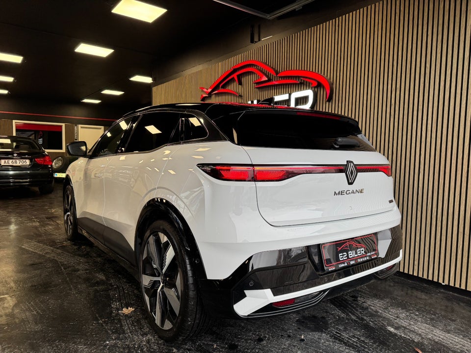 Renault Megane E-Tech 60 Techno 5d