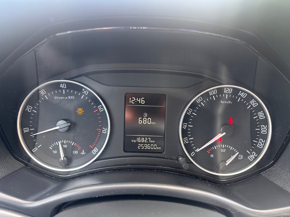 Skoda Octavia 1,4 TSi 122 Ambiente Combi 5d