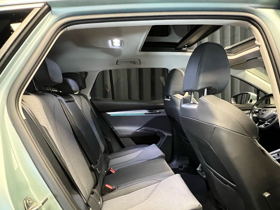 Skoda Enyaq 80 iV Plus 5d