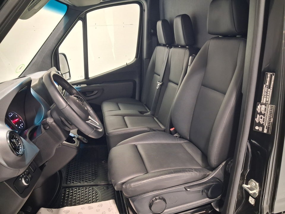 Mercedes Sprinter 215 2,0 CDi A2 Kassevogn aut. FWD