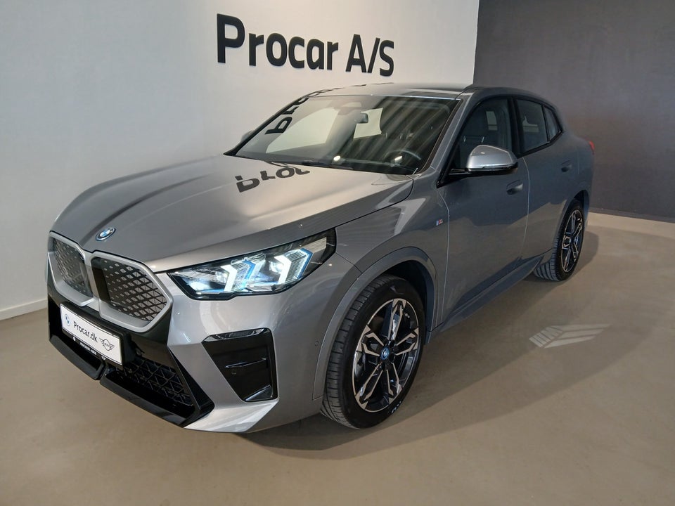 BMW iX2 eDrive20 M-Sport 5d