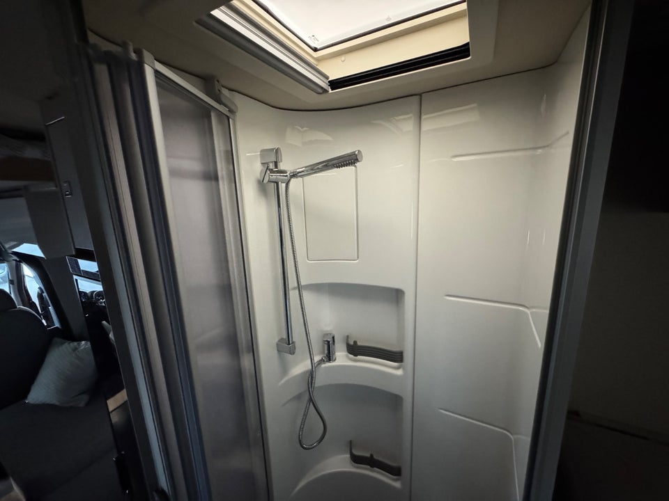 Mercedes Hymer 2,0 Tramp S685 aut. 4d