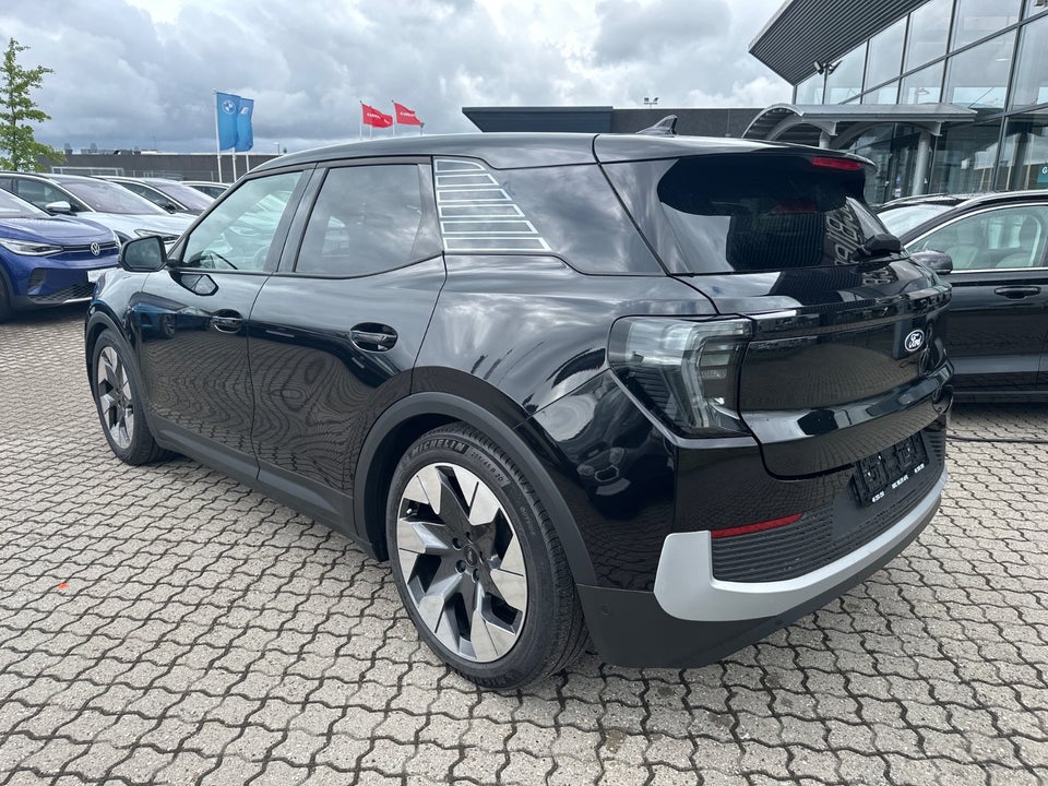 Ford Explorer 77 Premium Extended Range 5d
