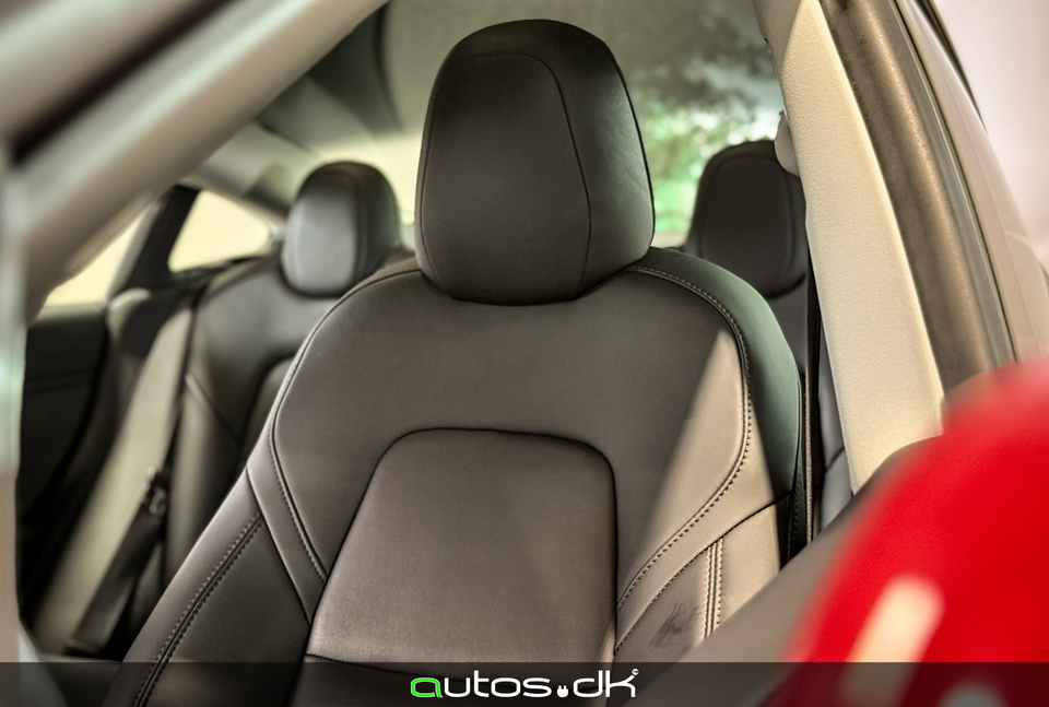 Tesla Model 3 Long Range AWD 4d