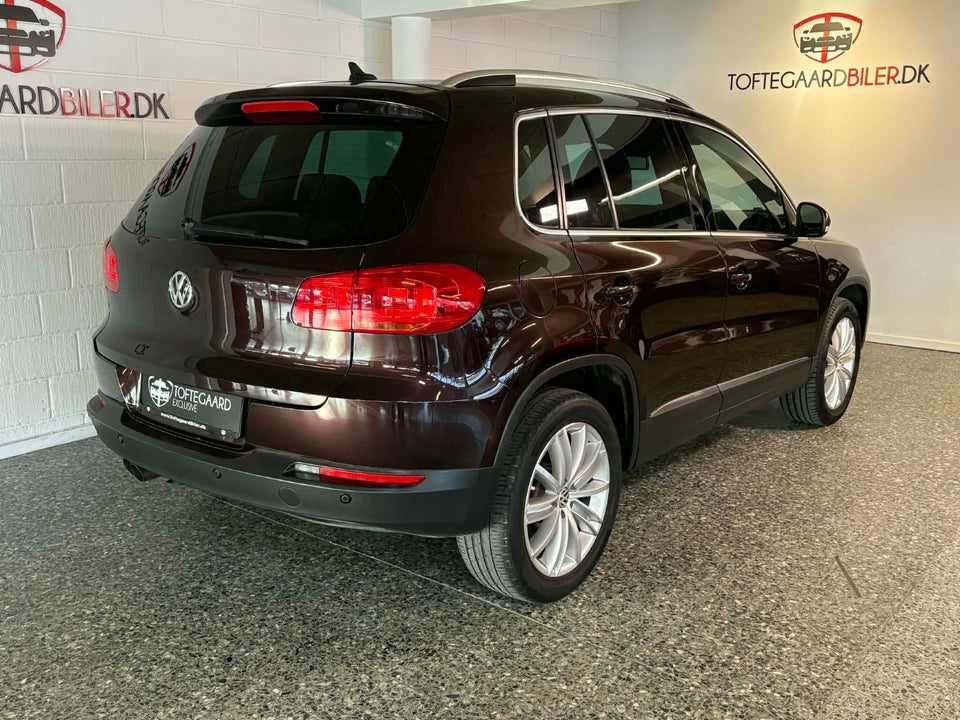VW Tiguan 2,0 TDi 140 Sport & Style DSG 4Motion 5d
