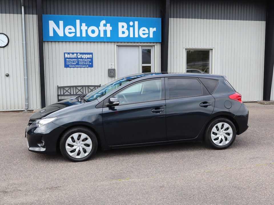 Toyota Auris 2,0 D-4D T4 5d