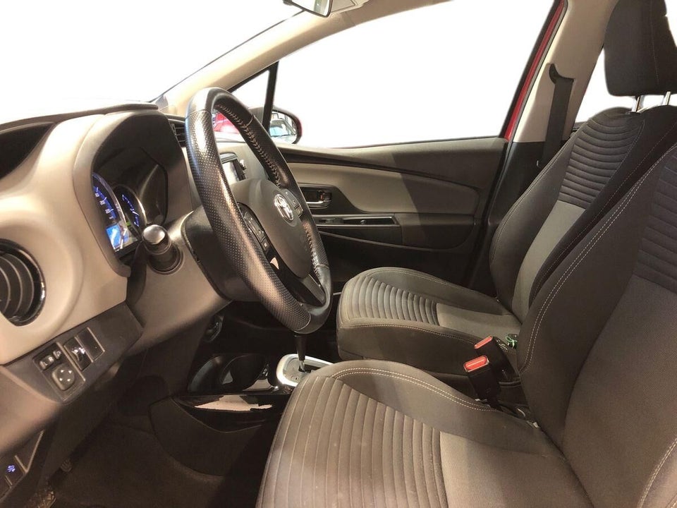 Toyota Yaris 1,5 Hybrid H2 Style e-CVT 5d