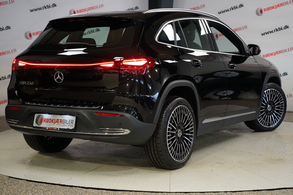 Mercedes EQA250 Progressive Advance 5d
