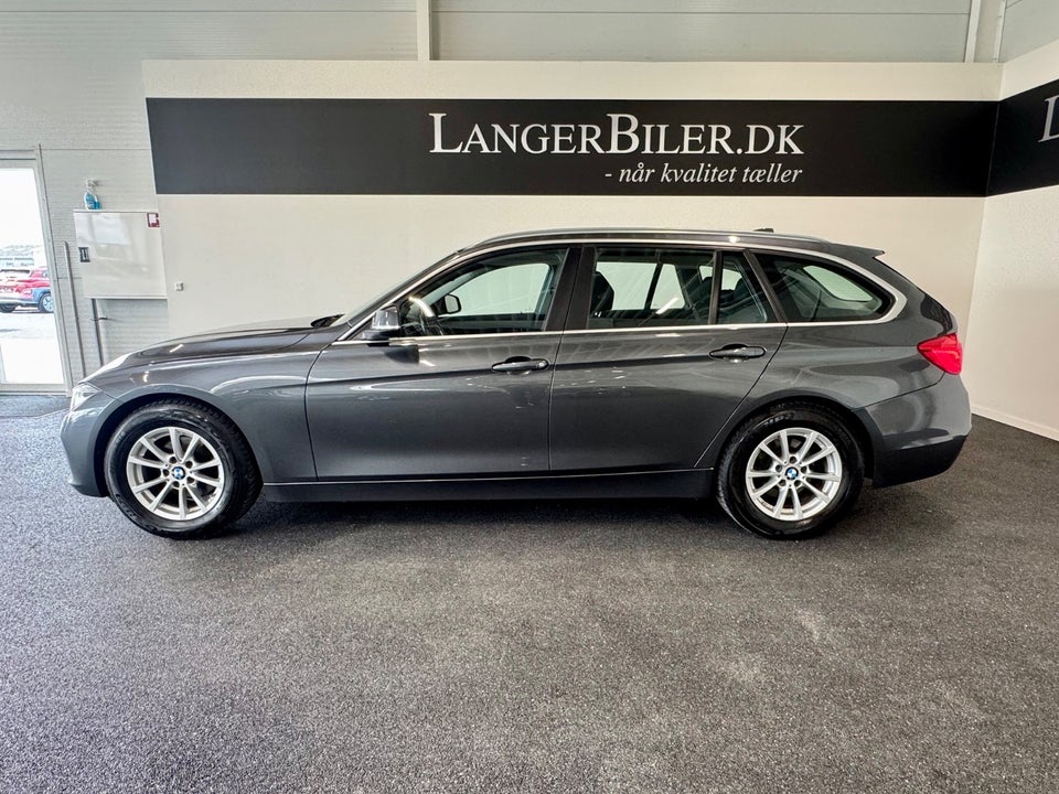 BMW 320d 2,0 Touring Advantage aut. 5d