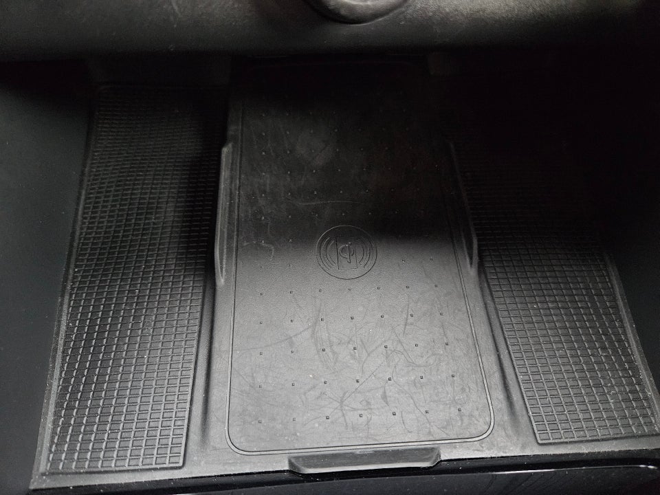 Volvo XC40 P6 ReCharge Pro 5d