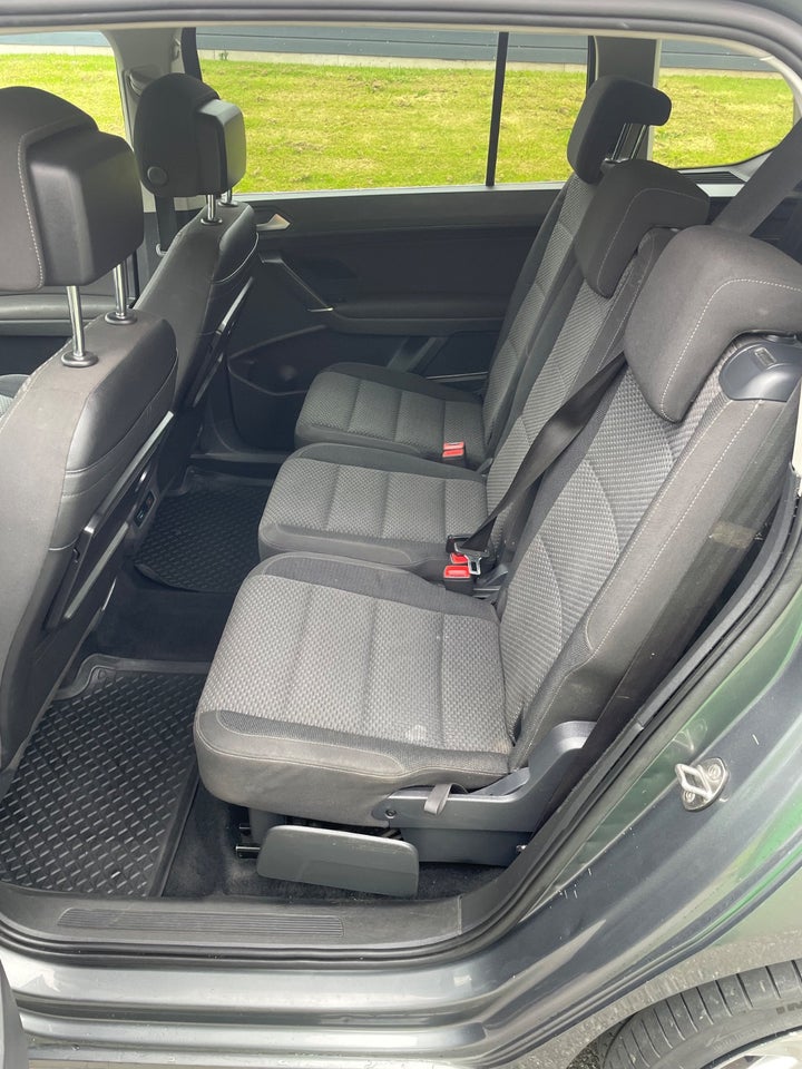 VW Touran 2,0 TDi 150 Comfortline DSG 7prs 5d