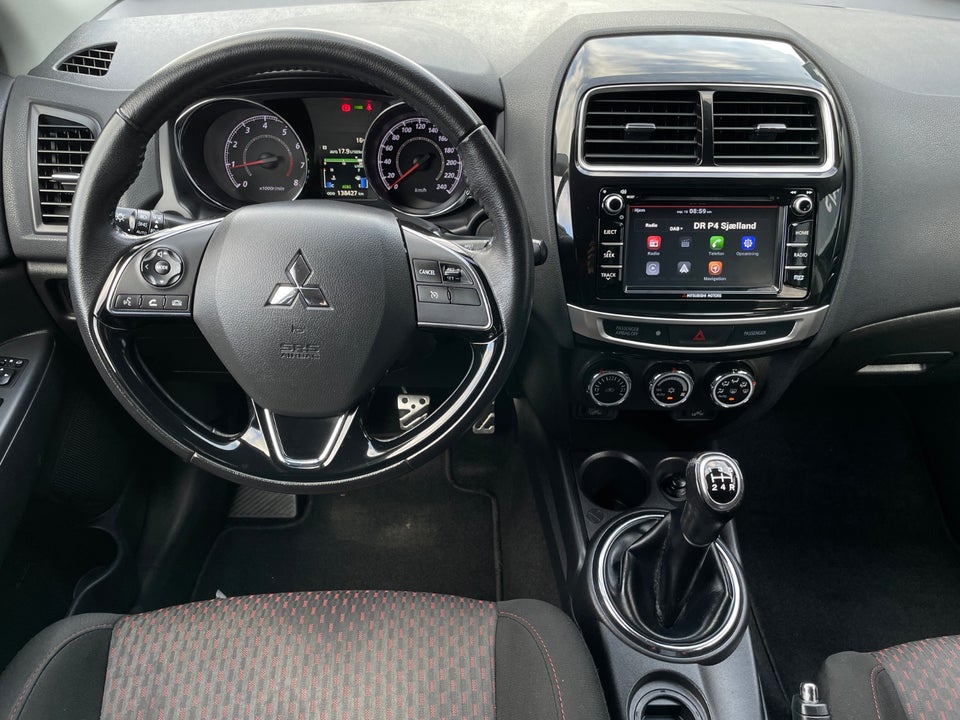 Mitsubishi ASX 1,6 Invite 5d
