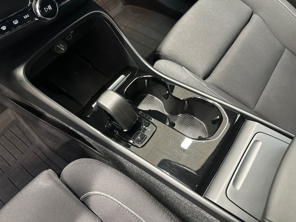 Volvo XC40 ReCharge Extended Range Core 5d