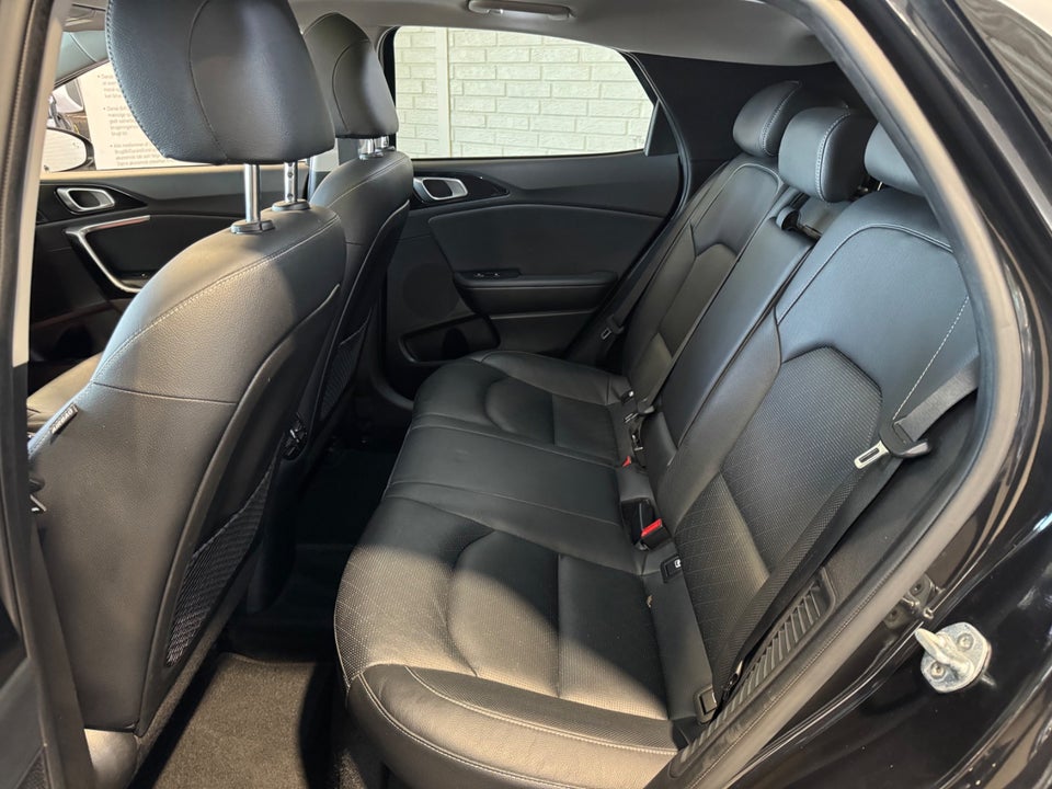 Kia XCeed 1,6 PHEV Upgrade DCT 5d