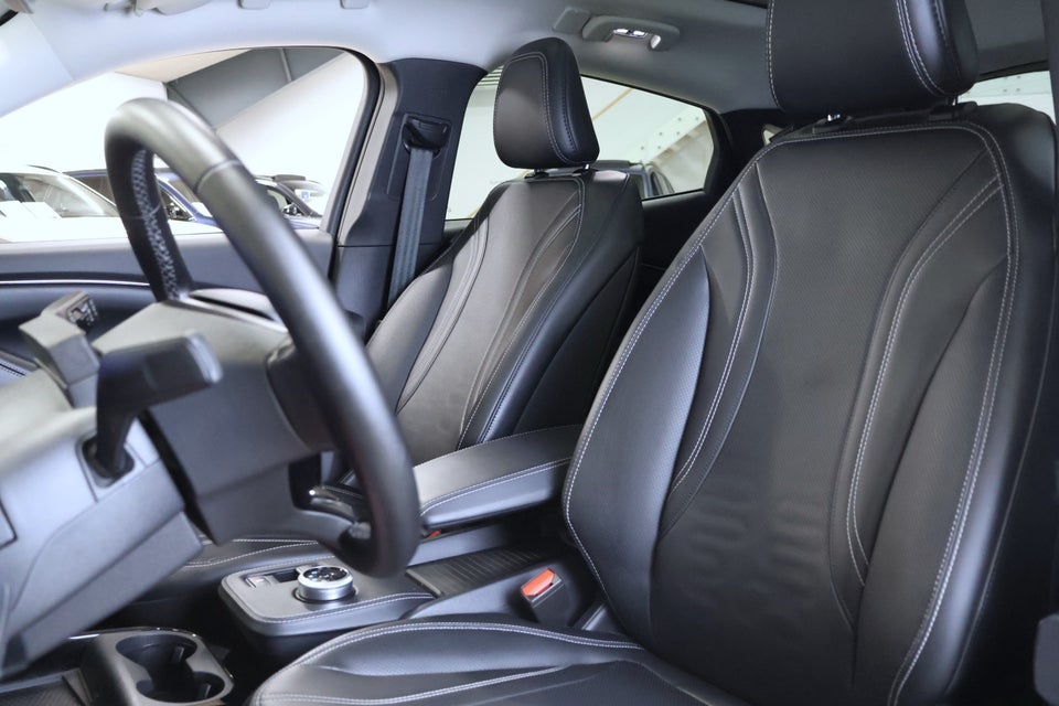 Ford Mustang Mach-E 75 Standard Range AWD 5d