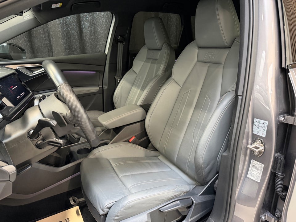 Audi Q4 e-tron 50 edition one quattro 5d