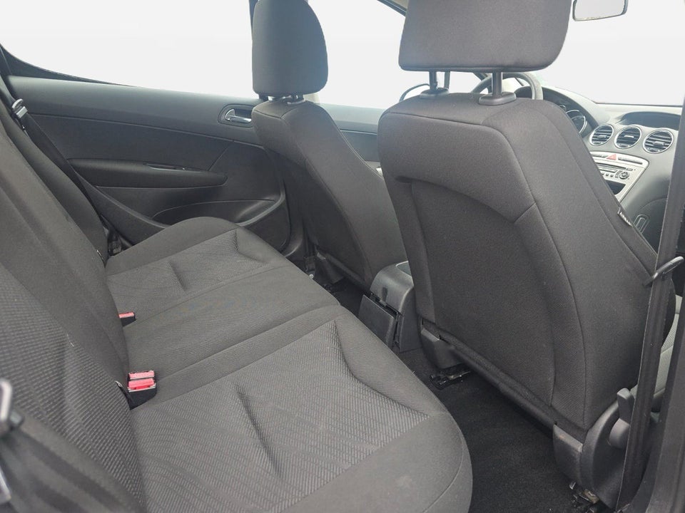 Peugeot 308 1,6 e-HDi 112 Access 5d