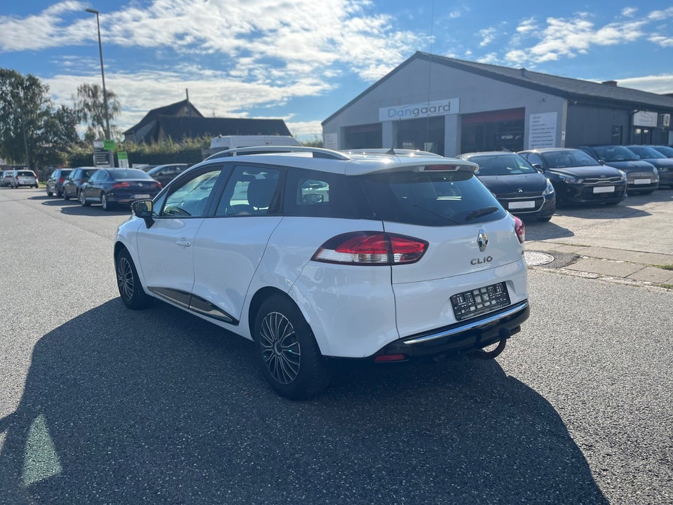 Renault Clio IV 1,5 dCi 90 Expression Sport Tourer 5d