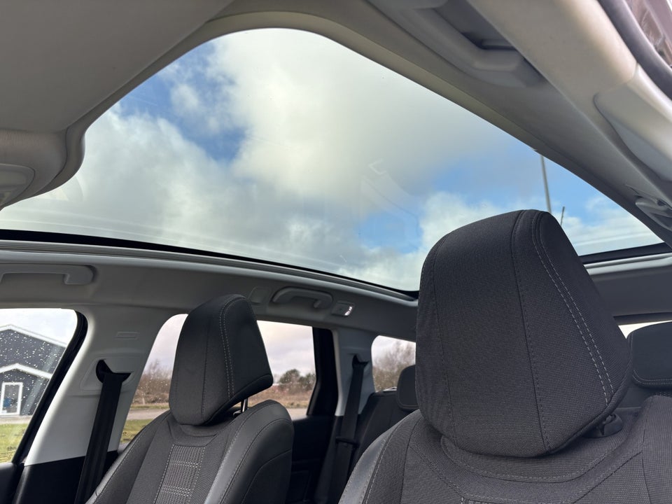 Peugeot 308 1,2 PureTech 130 Selection Sky SW 5d