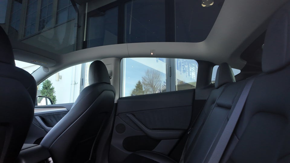 Tesla Model Y Performance AWD 5d