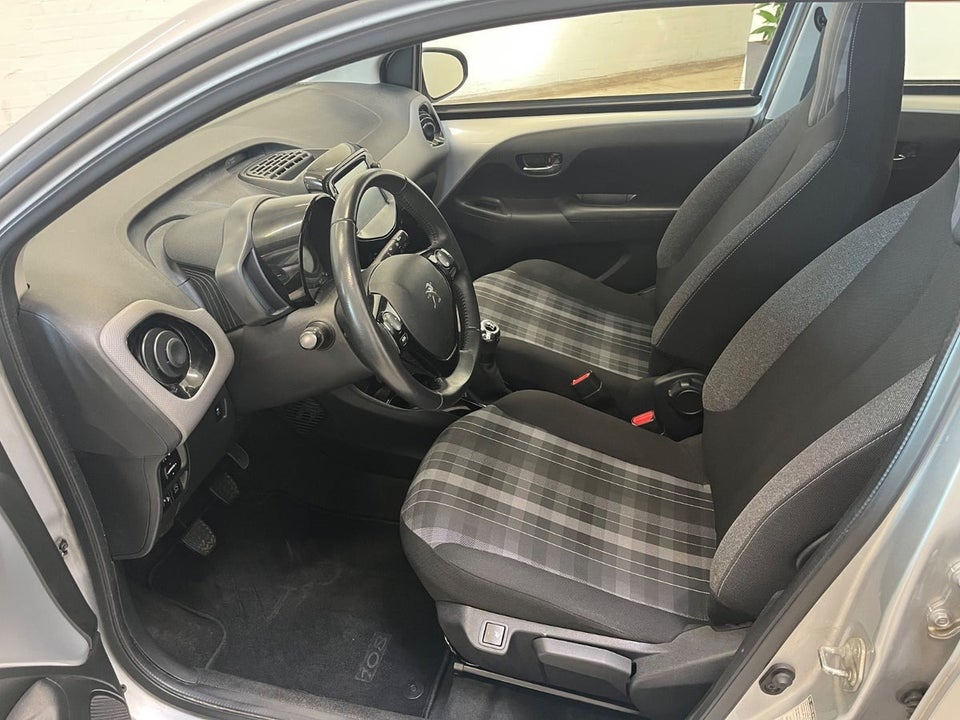 Peugeot 108 1,0 e-VTi 72 Allure+ 5d