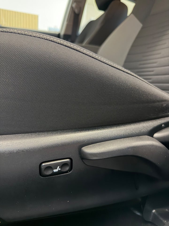 Toyota Auris 1,2 T T2 Comfort 5d