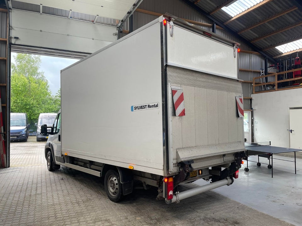 Peugeot Boxer 335 2,2 BlueHDi 165 L3 Plus 2d