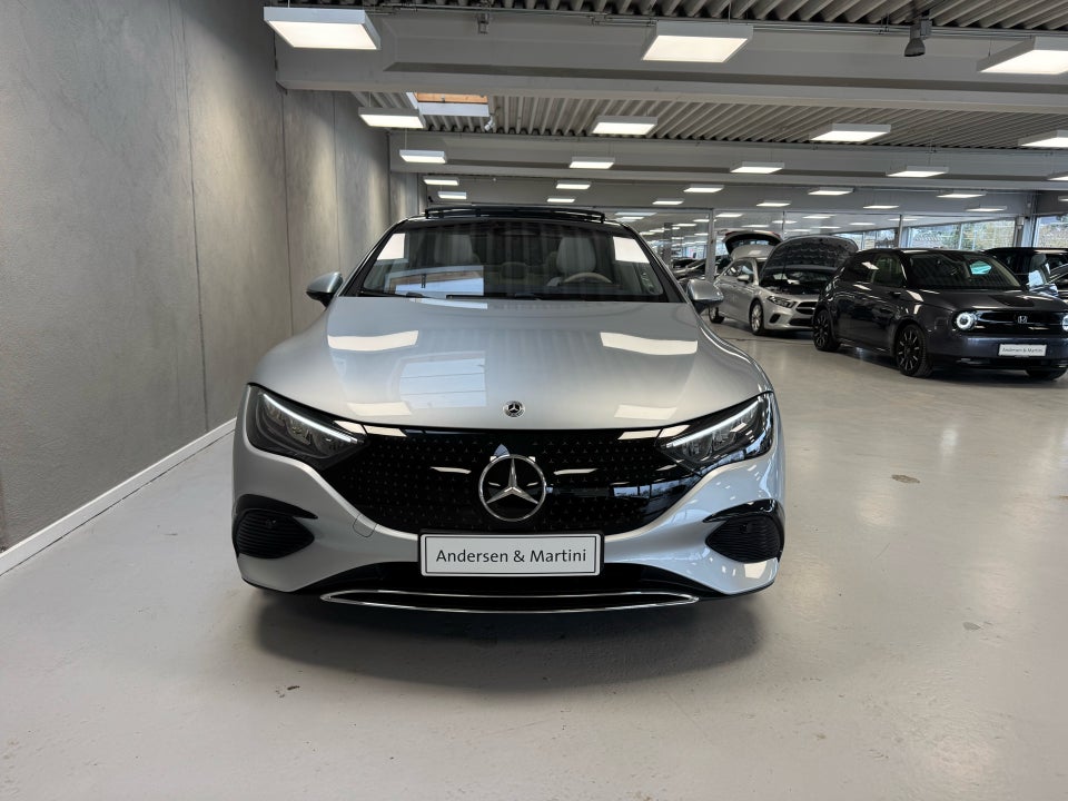 Mercedes EQE300 Electric Art 4d