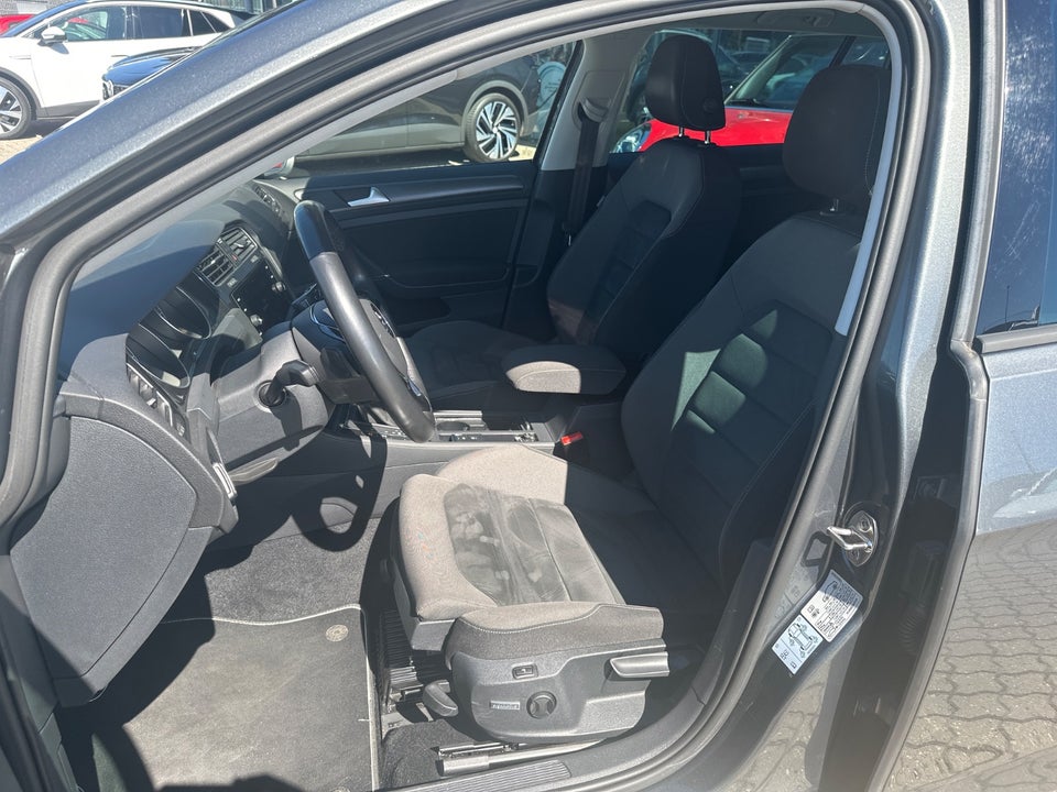 VW Golf VII 1,5 TSi 130 Comfortline Variant DSG 5d