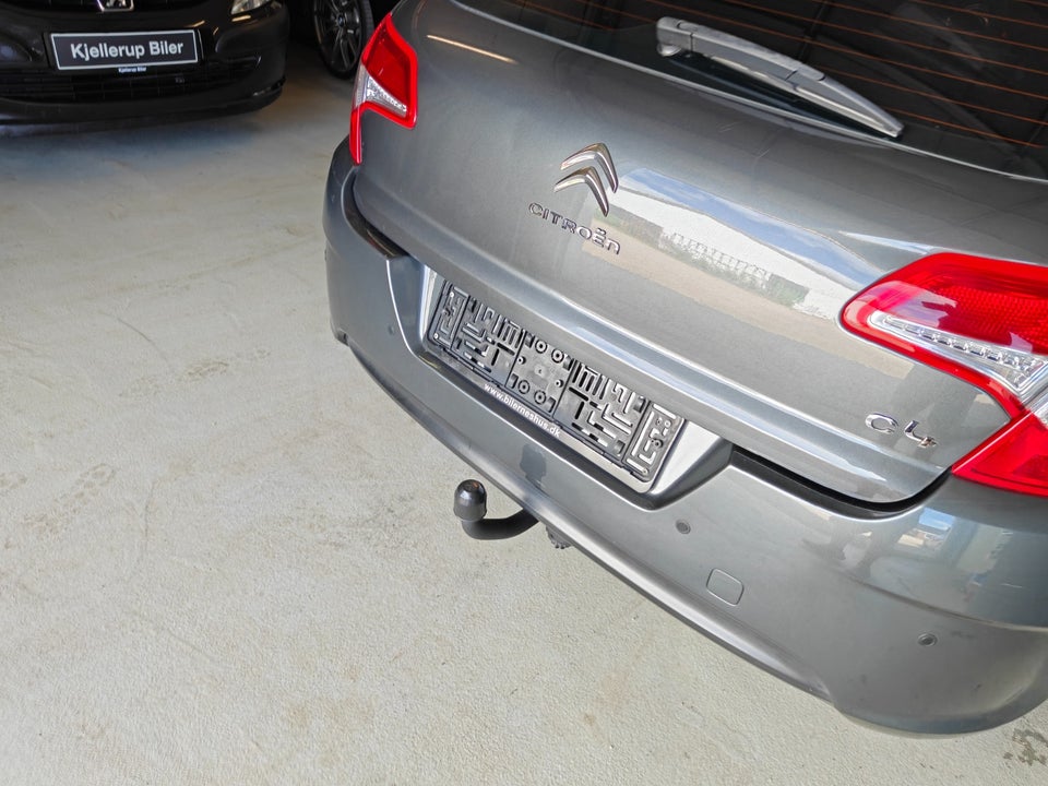 Citroën C4 1,4 VTi Attraction 5d