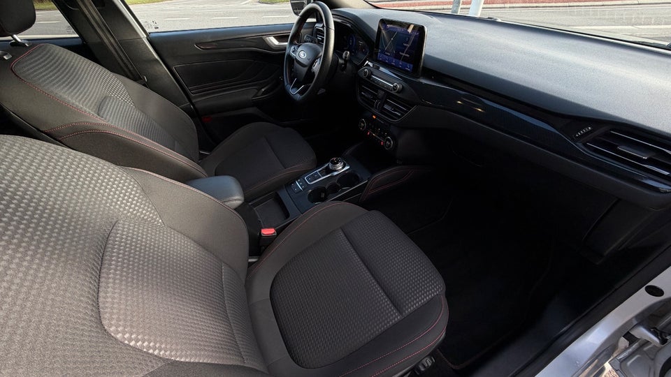 Ford Focus 1,0 EcoBoost ST-Line X aut. 5d