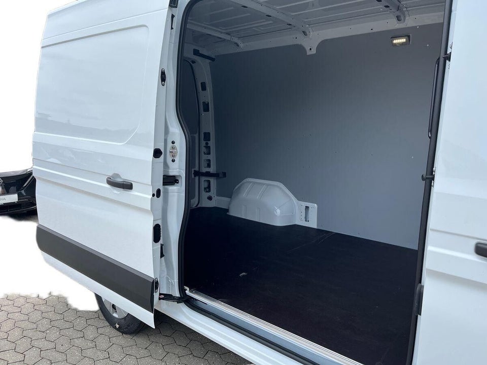 Nissan Interstar 87 L2H2 Tekna