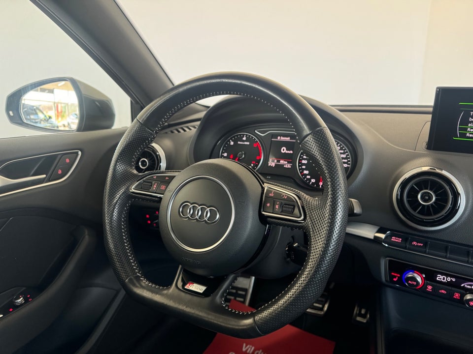 Audi A3 2,0 TDi 150 S-line Sportback S-tr. 5d