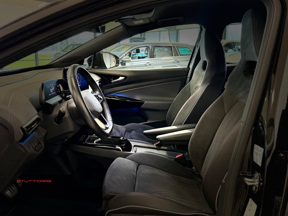 VW ID.4 77 Top Sport 5d