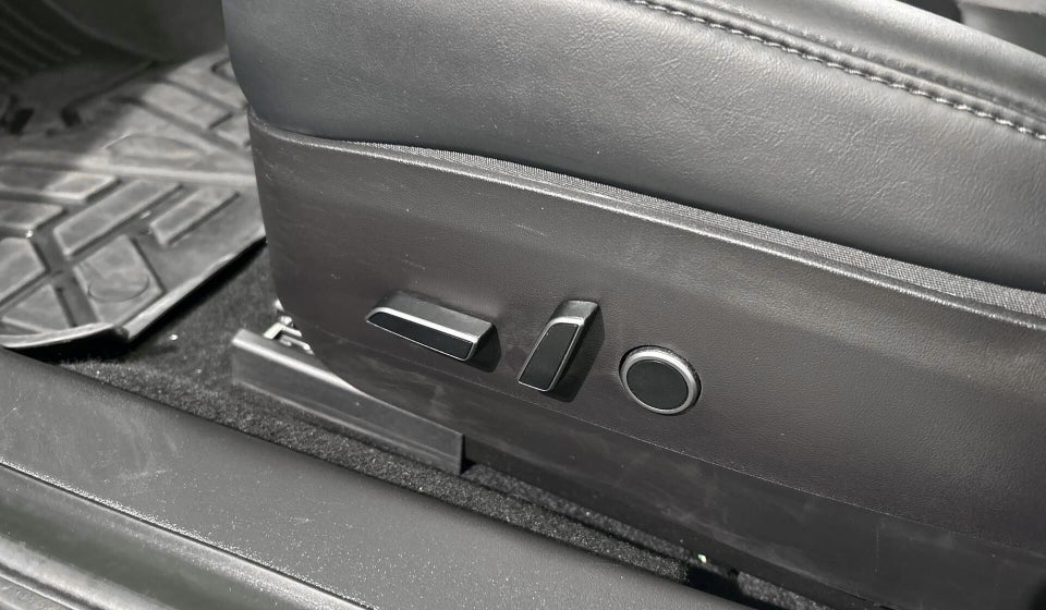 Tesla Model 3 Standard Range+ RWD 4d