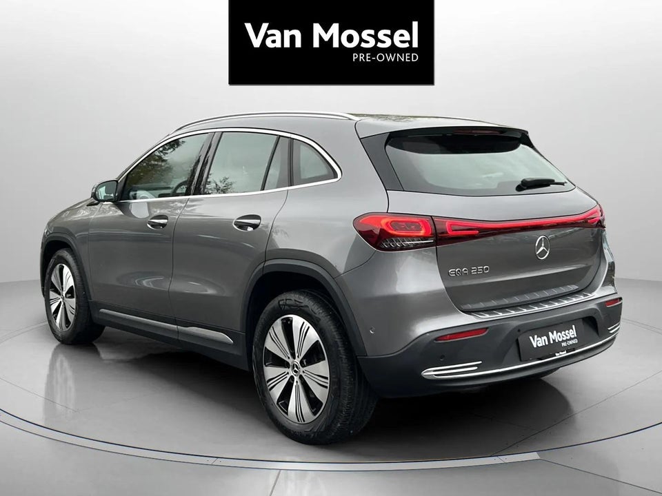 Mercedes EQA250 Progressive 5d