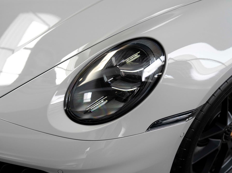 Porsche 911 Carrera 4 GTS 3,6 Coupé PDK 2d