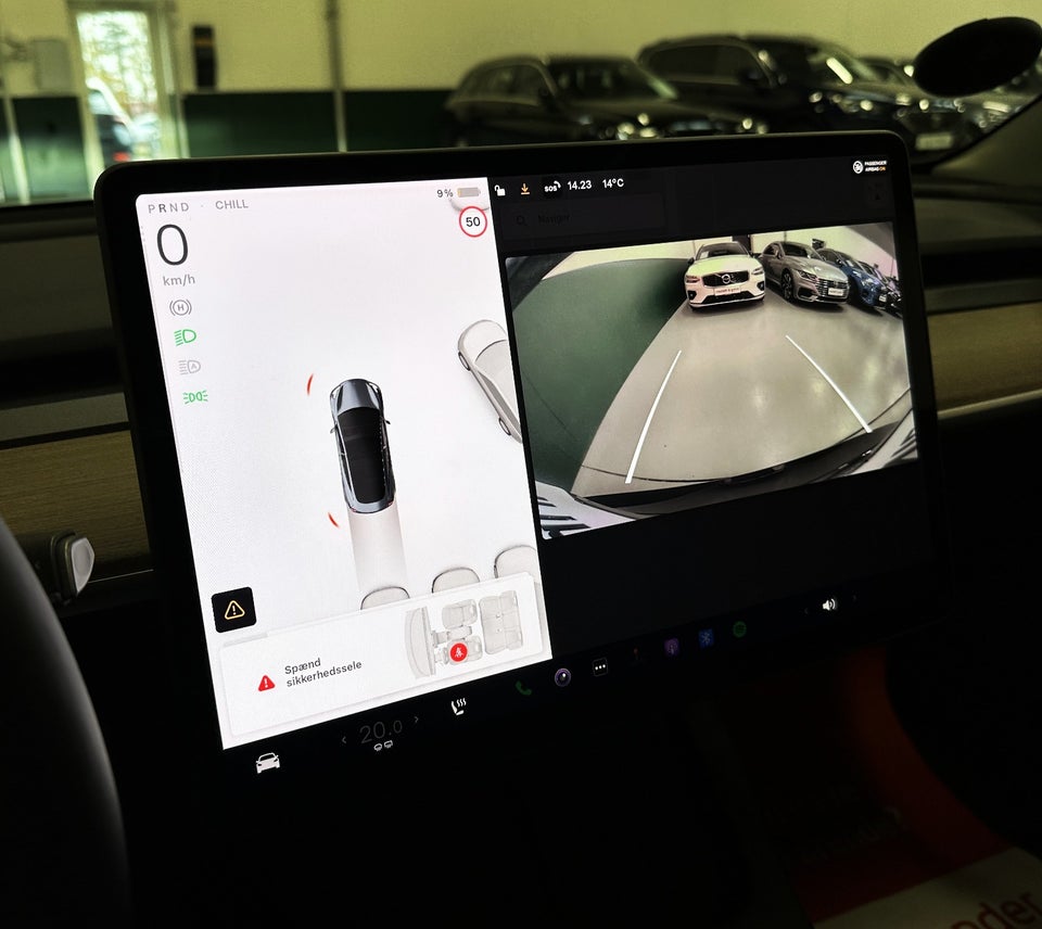 Tesla Model 3 Long Range AWD 4d