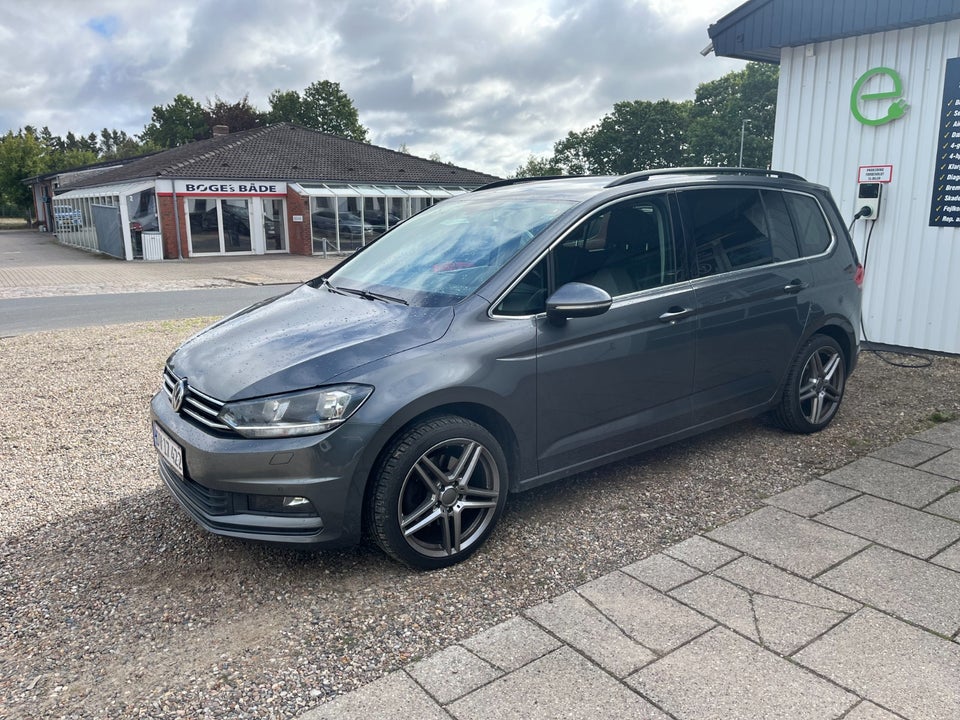 VW Touran 1,6 TDi 115 Comfortline DSG 7prs 5d