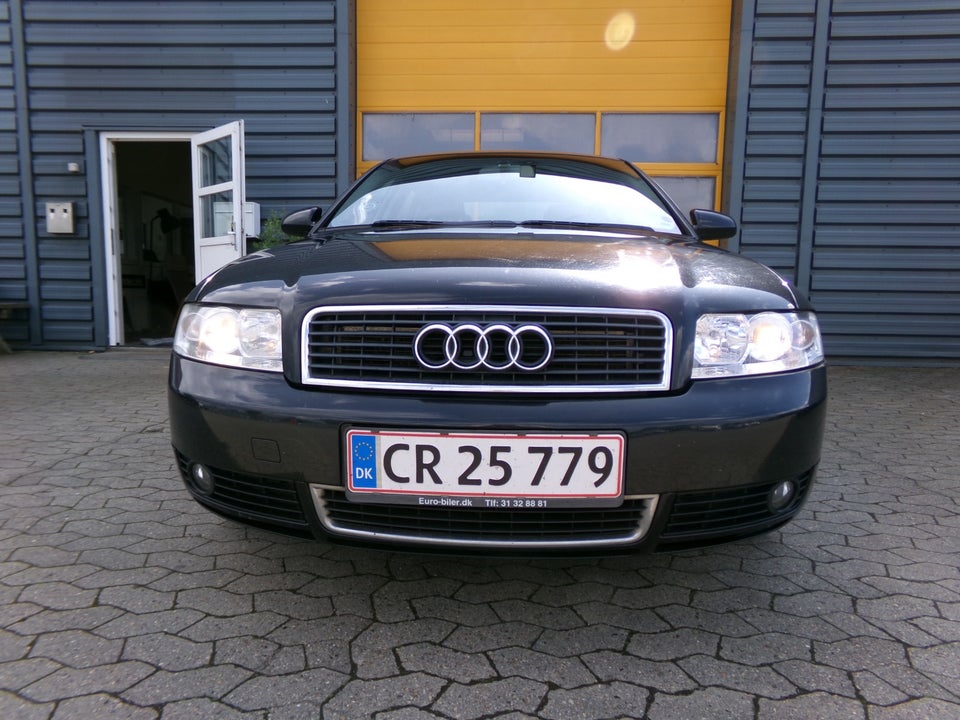 Audi A4 1,6  4d