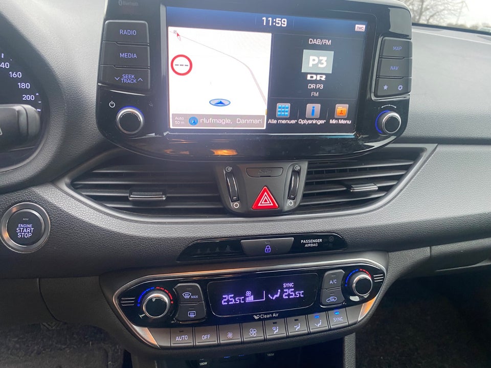 Hyundai i30 1,6 CRDi 110 Premium 5d